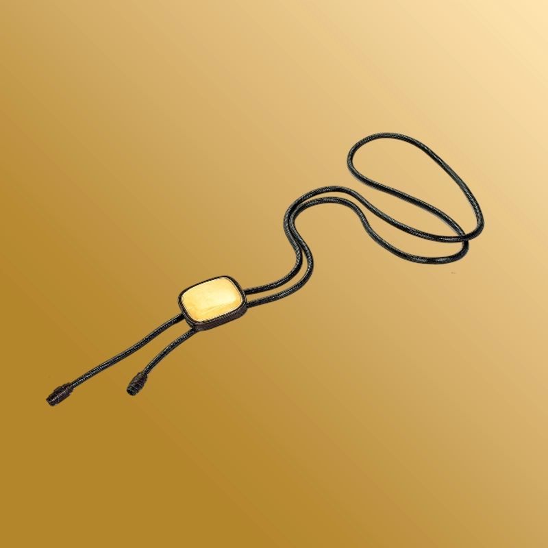 Колье бижутерия с янтарем и кожей